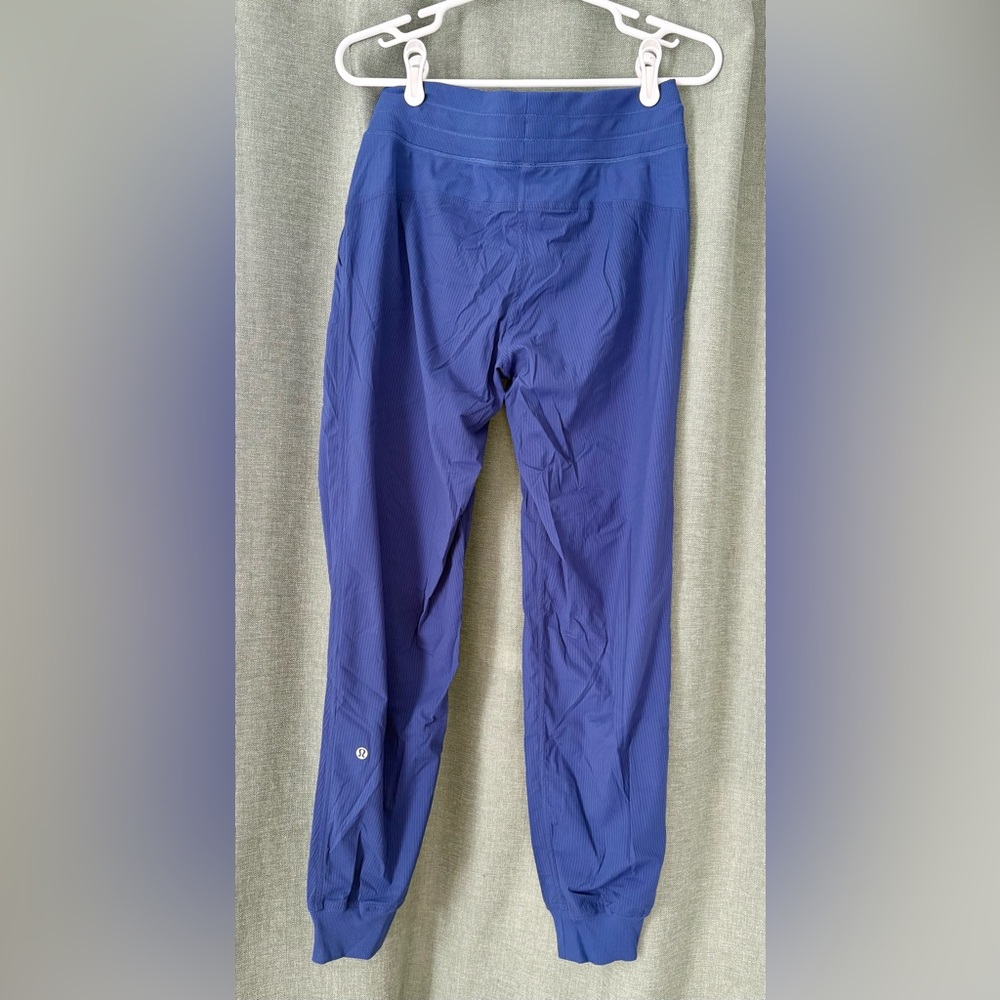 NWOT Lululemon Dance Studio Mid-Rise Jogger Full Length size 6 - Picture 4 of 6